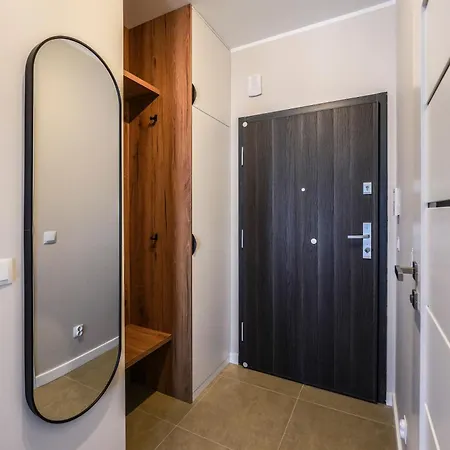 River Point Mieszczanska 24 M50