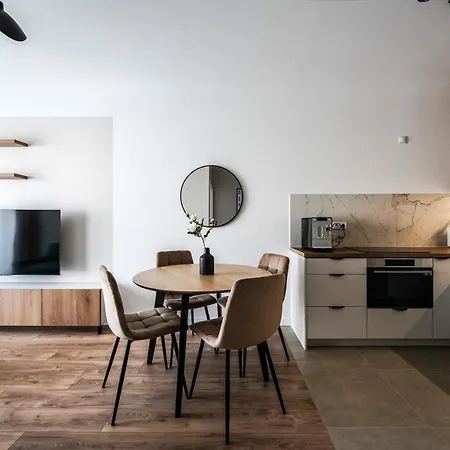 River Point Mieszczanska 24 M50 *