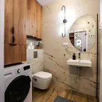 River Point Mieszczanska 24 M50 Апартаменти